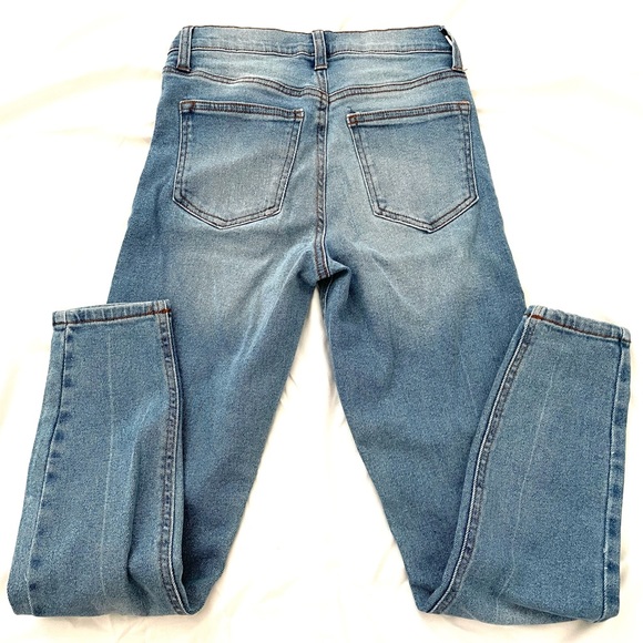 Women’s Size 25 (US 1) skinny jeans, great for summer, stretchy, comfy. - Picture 4 of 4